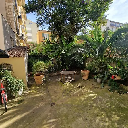 Casa de hóspedes Family *